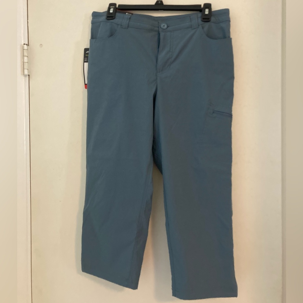 Eddie Bauer Tech Capri Pants